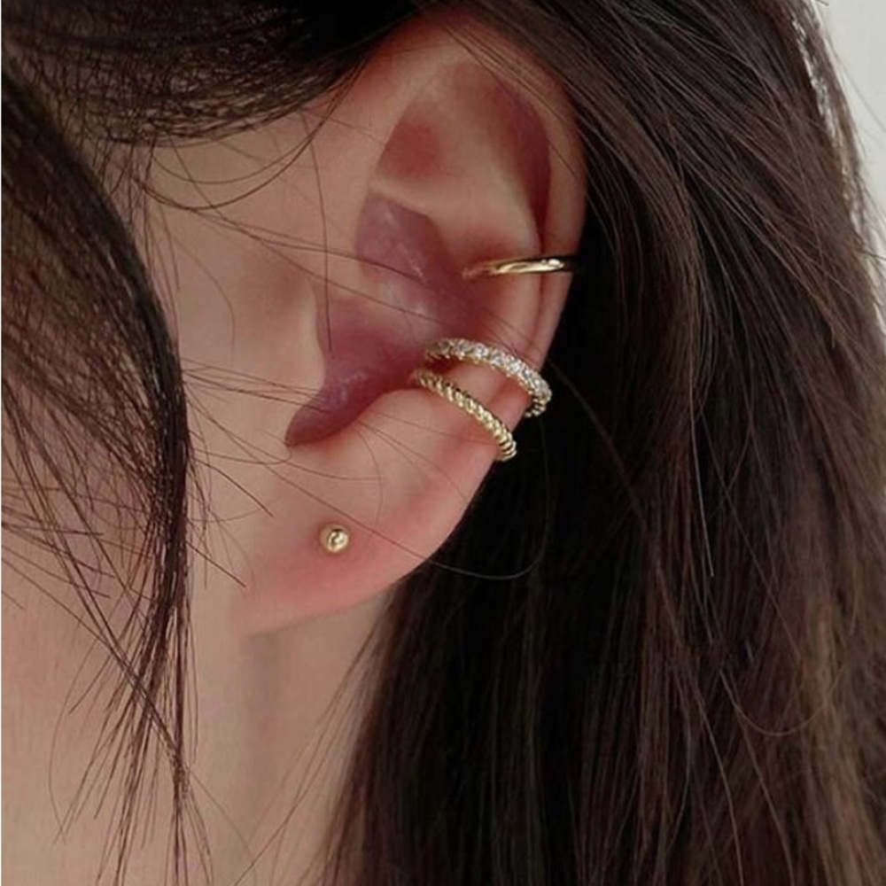 NWT Gold Ear Cuff Set​​